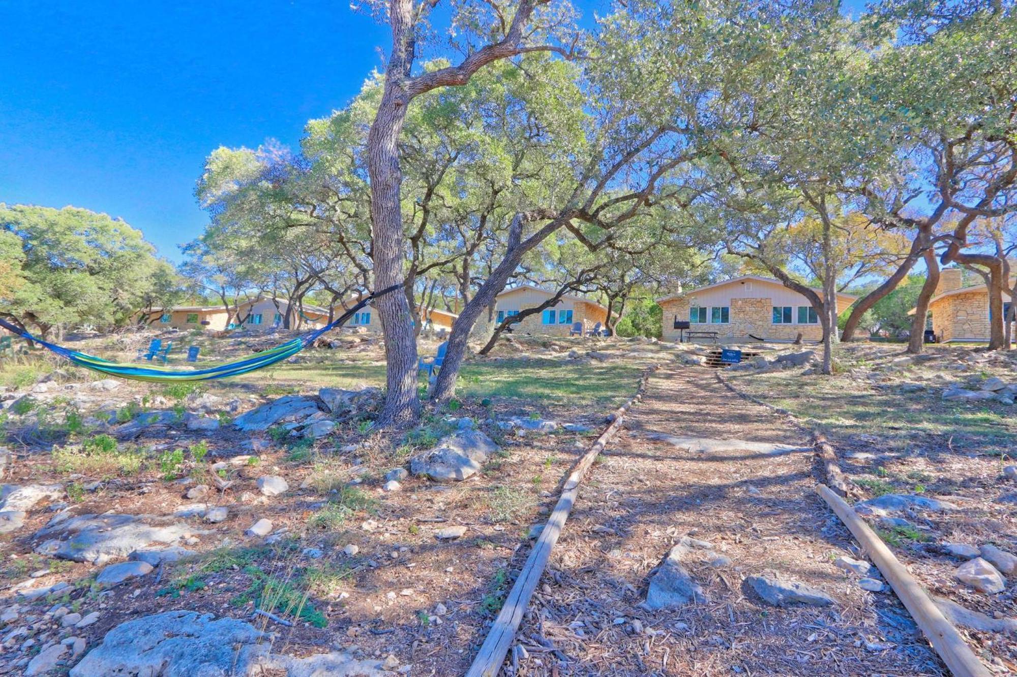 Millie'S Cottages Unit 2 - Annie 峡谷湖 外观 照片